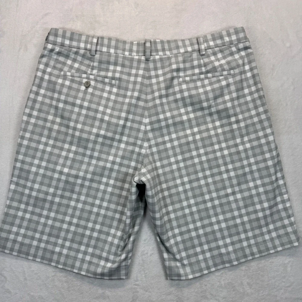 Nike Golf Dri-FIT Shorts Gray‎ Plaid Lightweight Size 40 READ